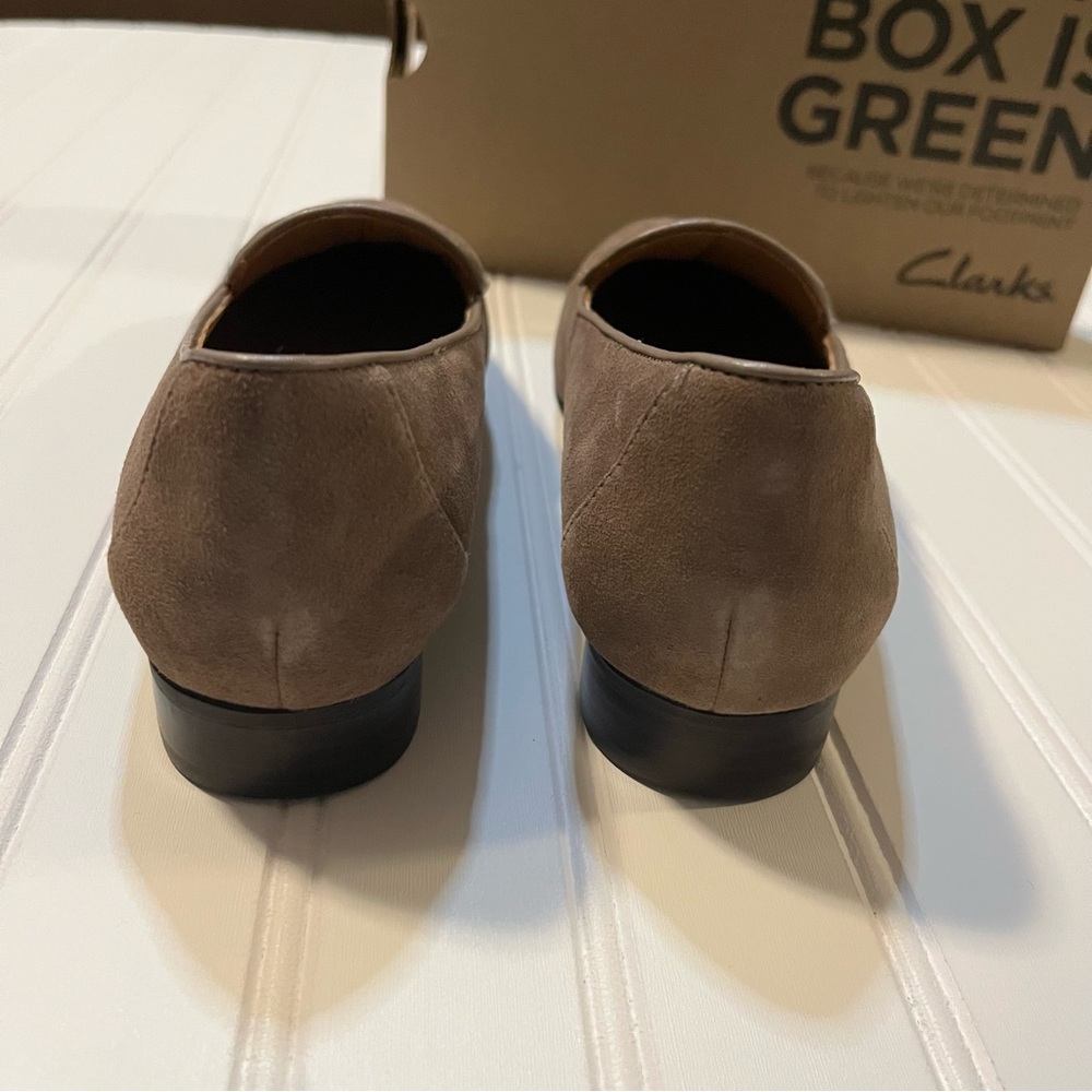 Clarks Un Blush Ease Loafers Suede Taupe Beige Comfort Flats Sz 6 NIB - Picture 4 of 6